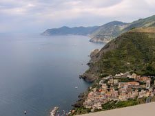 Klicken Sie, um zu vergrössern Riomaggiore - Die Stadt und die Küste