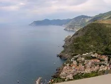 Riomaggiore - The town and the coast