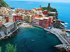 Vernazza - Panoramic view from the Blue Trail